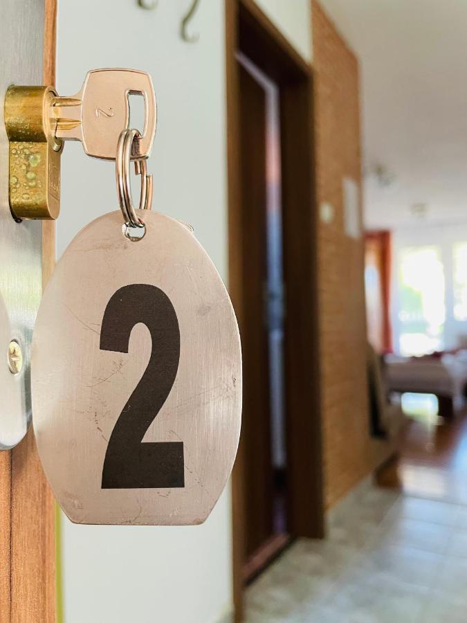 Gabi Haz Apartmanok*** Hajdúszoboszló Eksteriør bilde