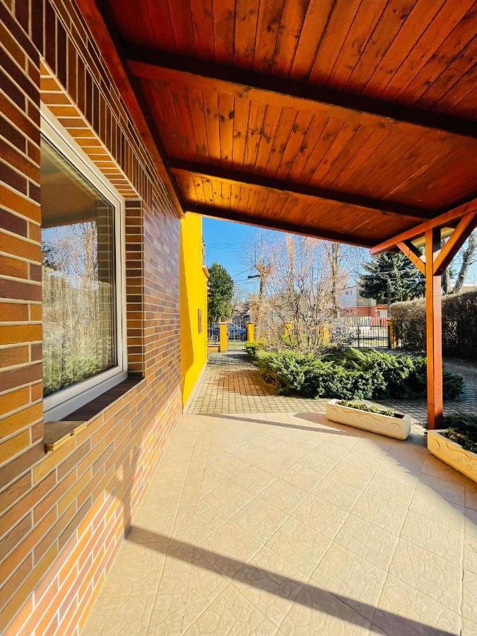 Gabi Haz Apartmanok*** Hajdúszoboszló Eksteriør bilde