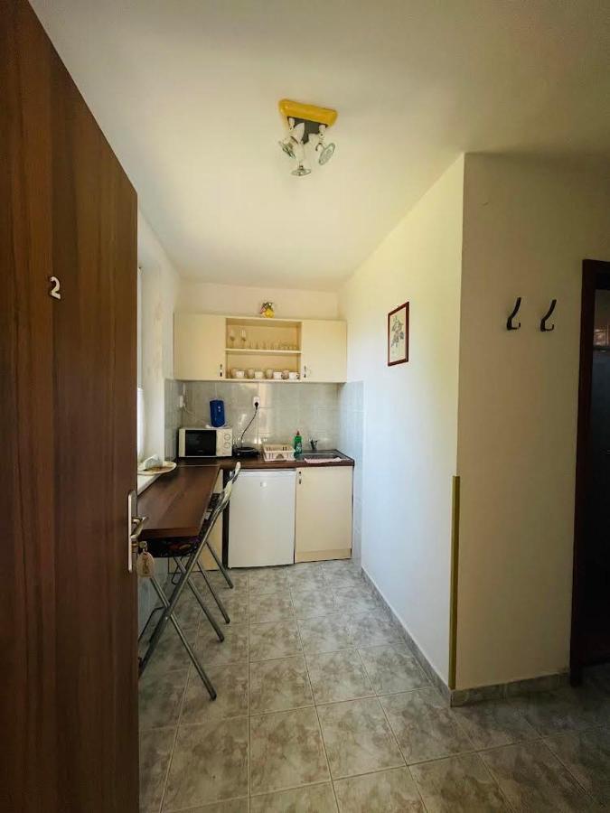 Gabi Haz Apartmanok*** Hajdúszoboszló Eksteriør bilde